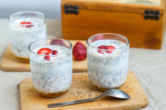 Chia pudding with cereal and strawberry