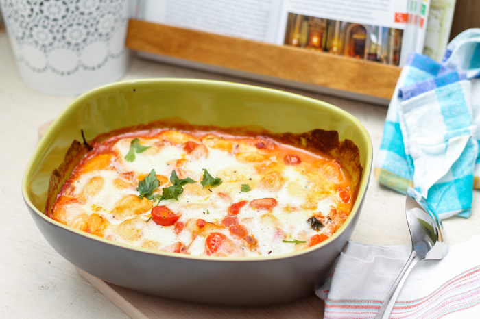 Baked gnocchi with tomato and bacon